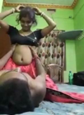 Riding Lover Cock Sexy Hindu Boudi indian desi bf