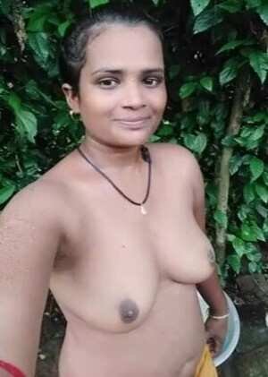 Village desi bhabi xx video bathing outdoor mms HD