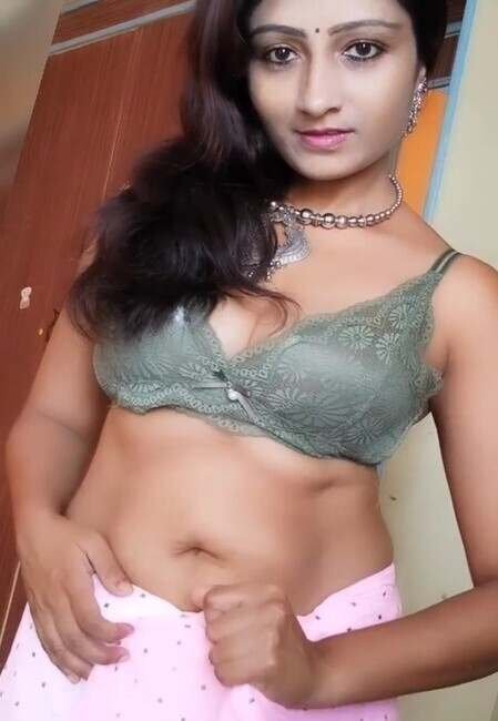 indian xxx bf super hot beautiful bhabi show tits fingering HD