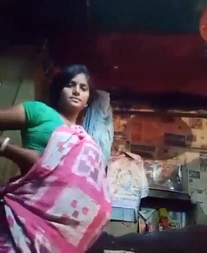 Village sexy bhabhi hot show her big tits milk tank mms