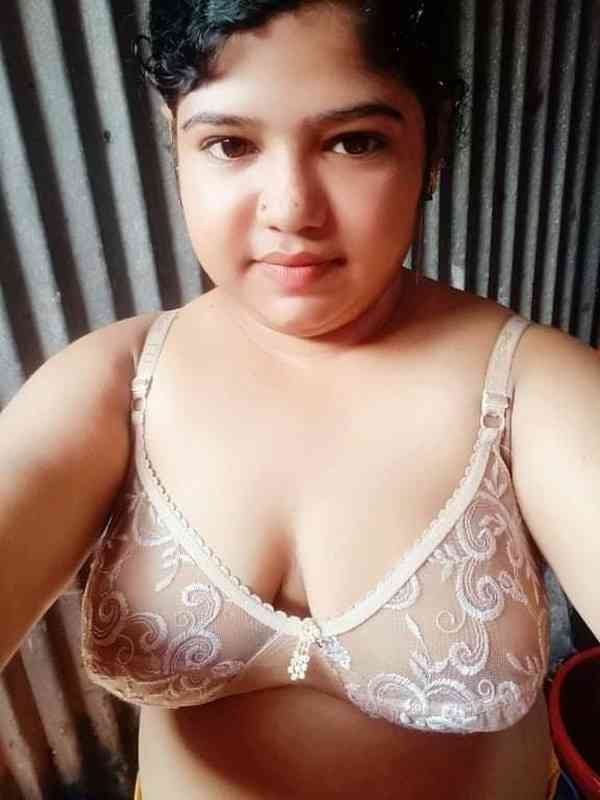 Hottest sexy bhabi naked women pics full nude album (2)