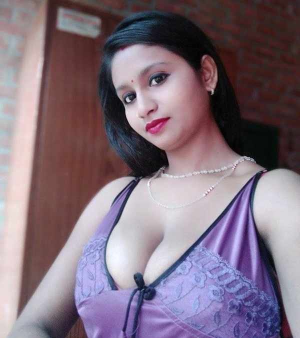 Super hot big tits bhabi nude mature women full nude pics (1)