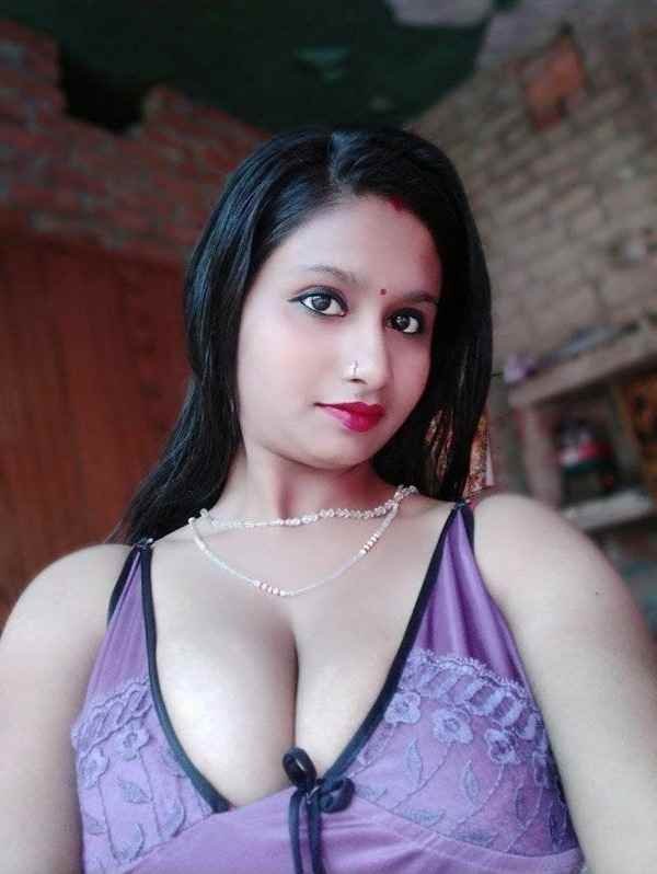 Super hot big tits bhabi nude mature women full nude pics (2)