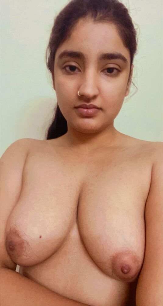 Very hot sexy indian babe bigtits pics full nude pics albums (3)