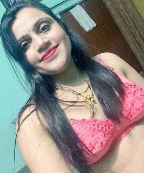 Very sexy hot bhabi desi nude pics full nude pics albums (2)