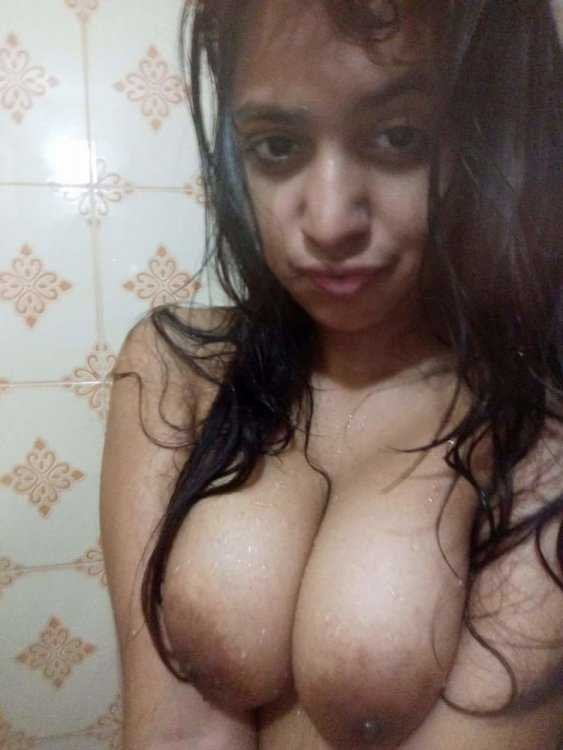 Desi big boobs hot girl free nude pics full nude pics album (2)