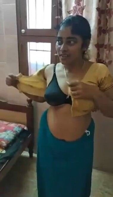 Beautiful Tamil wife new indian sexy video make nude video