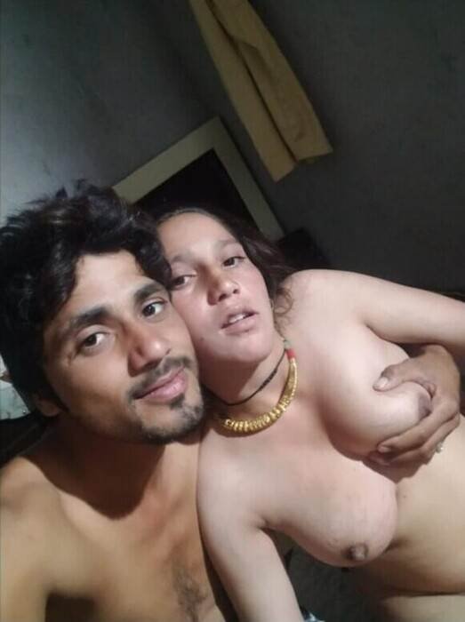 Very horny paki lover couple naked pics all nude pics album (2)