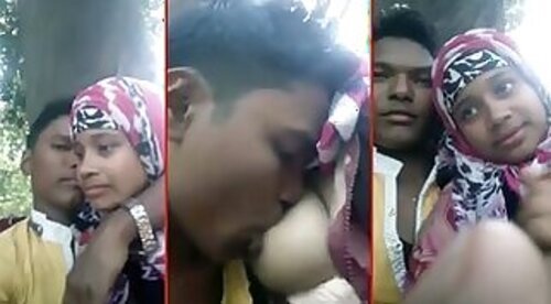 Muslim 18 girl hindi desi bf boobs sucking hindu lover outdoor mms