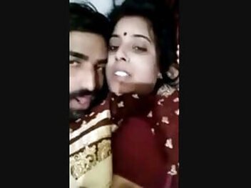 Beautiful-Panjabi-married-couple-indan-xx-viral-mms-HD.jpg