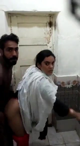 Paki sexy lover couple xx video pakistan fucking outdoor caught