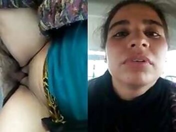Beautiful-paki-girl-pakistani-hot-porn-fucking-bf-in-car-mms-viral-mms.jpg
