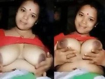 Very-beautiful-hot-boudi-hot-sexy-bhabi-video-show-big-tits-nude-mms.jpg