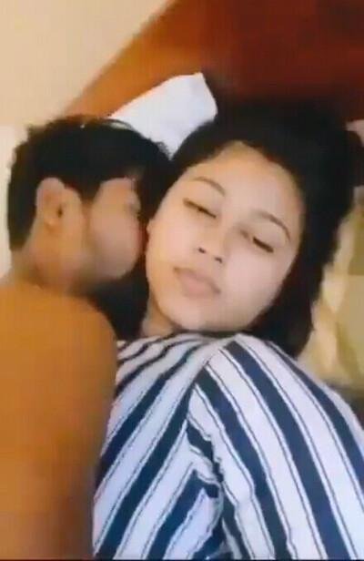Beautiful-sexy-lover-couple-indian-porb-having-viral-mms.jpg