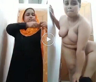 hot-panu-desi-Muslim-hot-bhabi-show-boob-pussy-mms.jpg