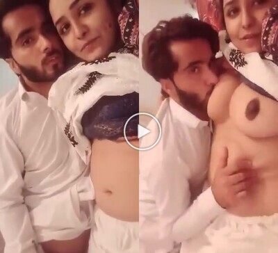 pakistani-sextube-Very-beautiful-paki-lover-couple-viral-mms.jpg