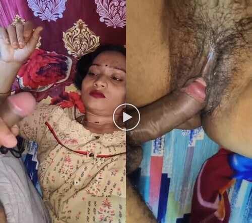 Young-horny-hot-pakistaniauntysex-blowjob-fuck-dewar-HD.jpg