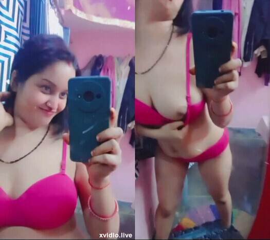 Super-hottest-hot-bhabhi-in-bra-panty-show-big-tits-viral-mms.jpg