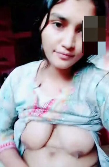 Pak-beautiful-village-muslim-babe-pakistan-nxx-nude-mms.jpg