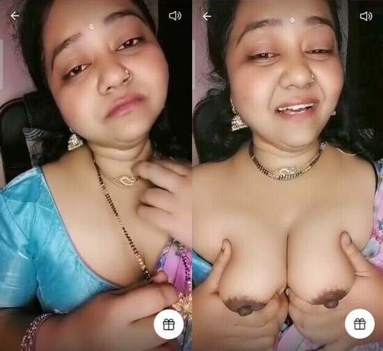 Beautiful-Desi-xnxx-desibhabi-Shows-her-Big-Juicy-Boobs-on-live-cam.jpg